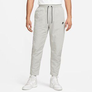 Nike Sportswear Tech Essentials Lined Commuter Pants Light Grey Size Medium